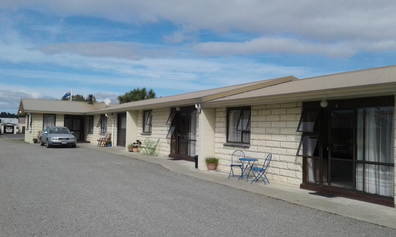Moeraki Boulders Motel Hampden Экстерьер фото