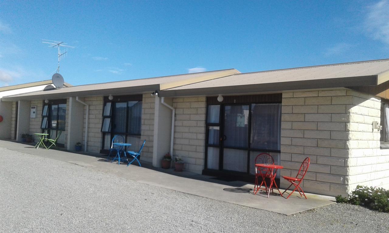 Moeraki Boulders Motel Hampden Экстерьер фото