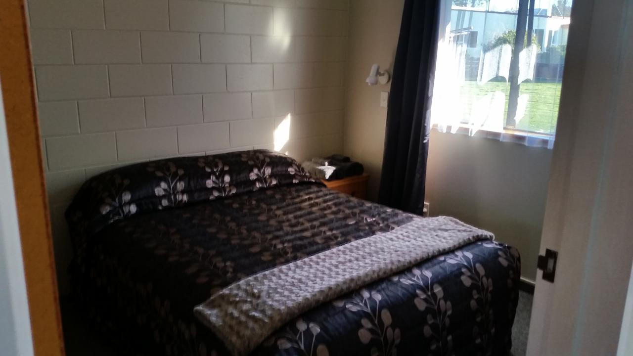 Moeraki Boulders Motel Hampden Экстерьер фото